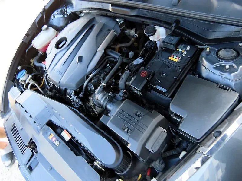 Hyundai Sonata 2.0 Premium, снимка 6 - Автомобили и джипове - 56130513