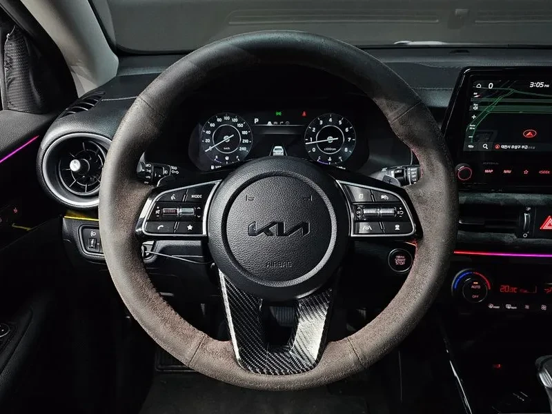 Kia K3 1.6 Signature, снимка 13 - Автомобили и джипове - 56699577