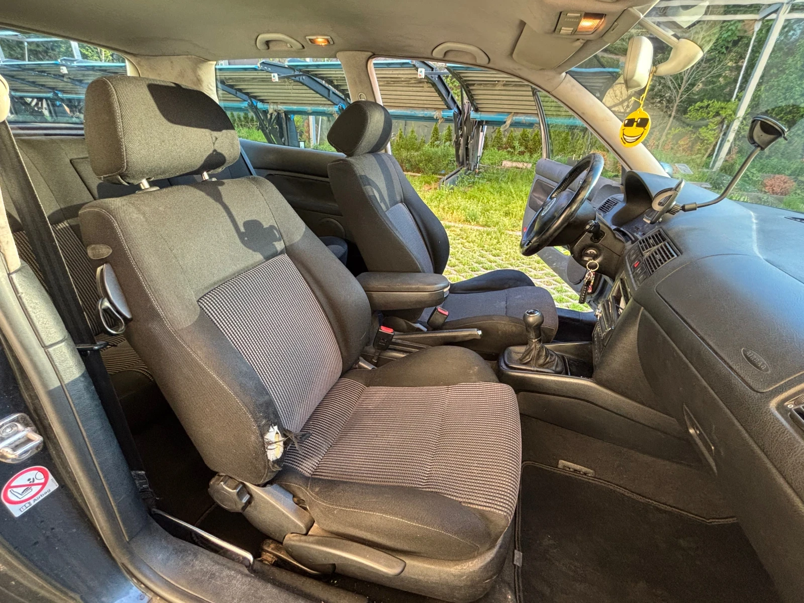 VW Golf 1.6 SR - изображение 9