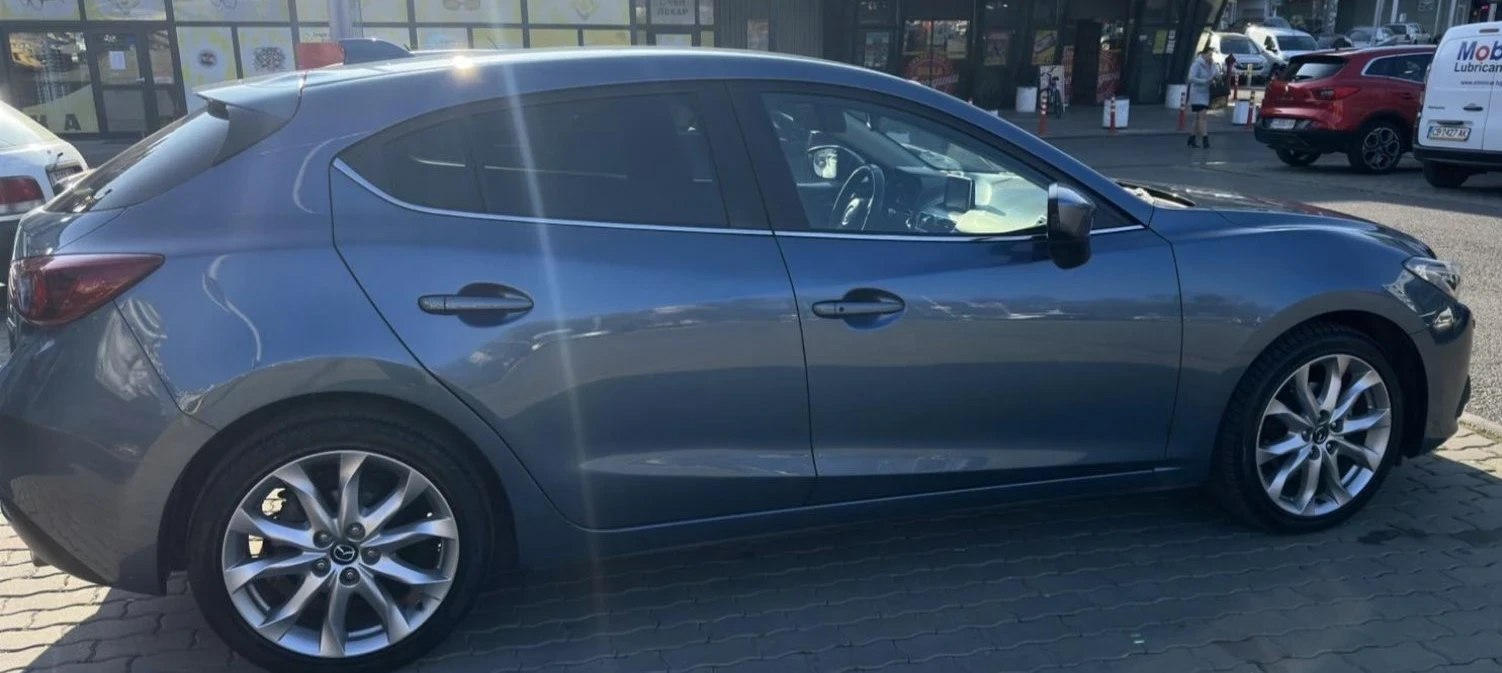 Mazda 3  - изображение 8