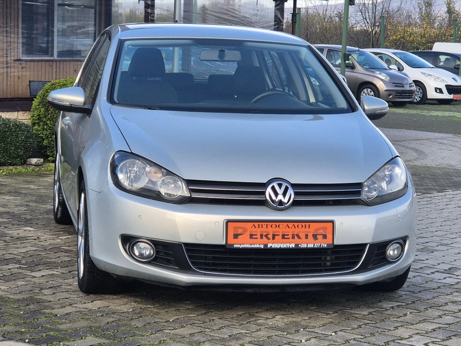 VW Golf 1.6ТDI 105к.с Автоматик - изображение 4