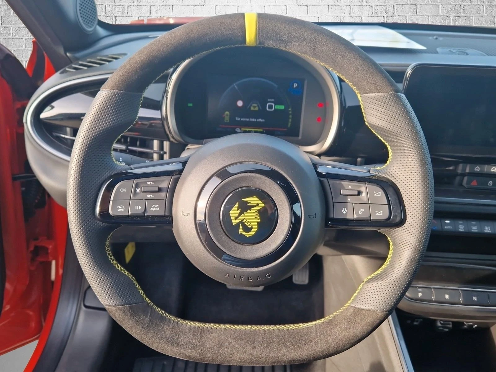 Abarth 600 e TURISMO LED - изображение 8