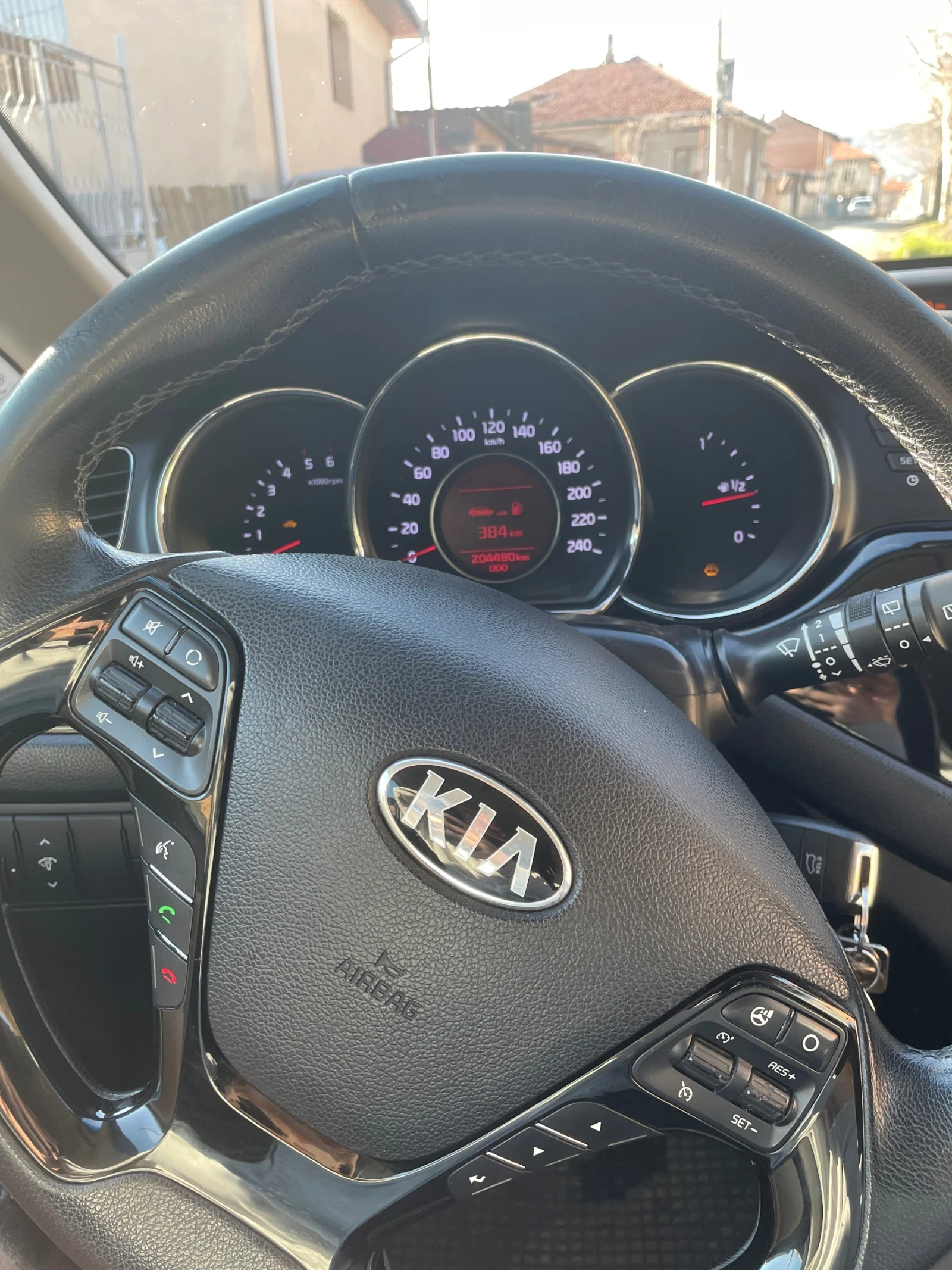 Kia Ceed | Mobile.bg � ����������� 11