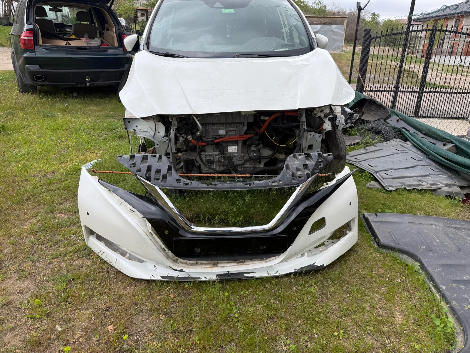 Nissan Leaf  40kwh, снимка 2 - Автомобили и джипове - 53879699