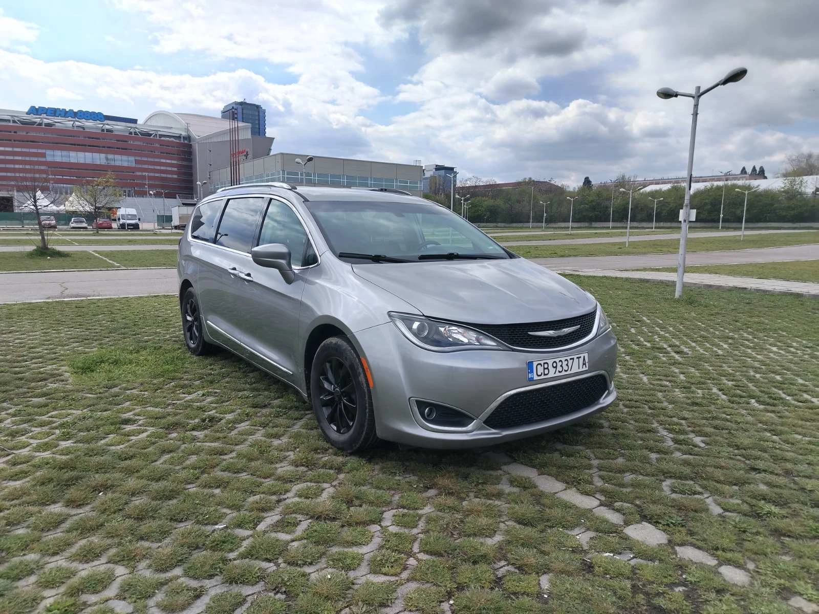 Chrysler Pacifica 6+ 1 - изображение 4
