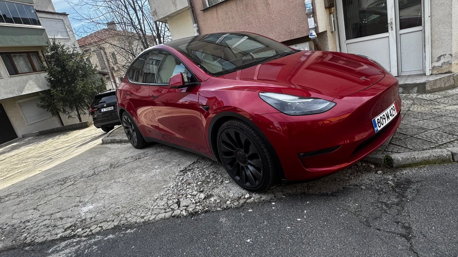 Tesla Model Y Performance  | Mobile.bg � ����������� 3