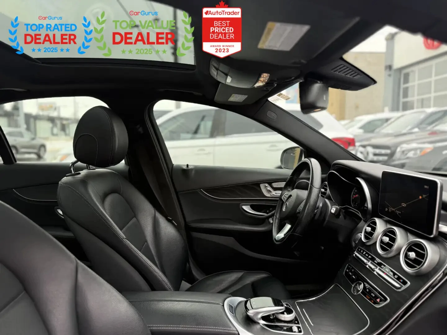 Mercedes-Benz C 300 AMG PACK* 4MATIC* CARFAX* АВТО КРЕДИТ* , снимка 10 - Автомобили и джипове - 54025434