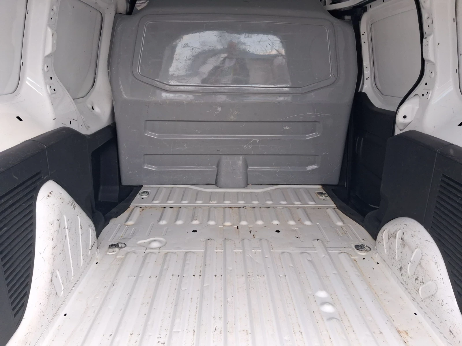 Peugeot Partner 1.6, 90�.�. 3 �����, ��������. | Mobile.bg � ����������� 12