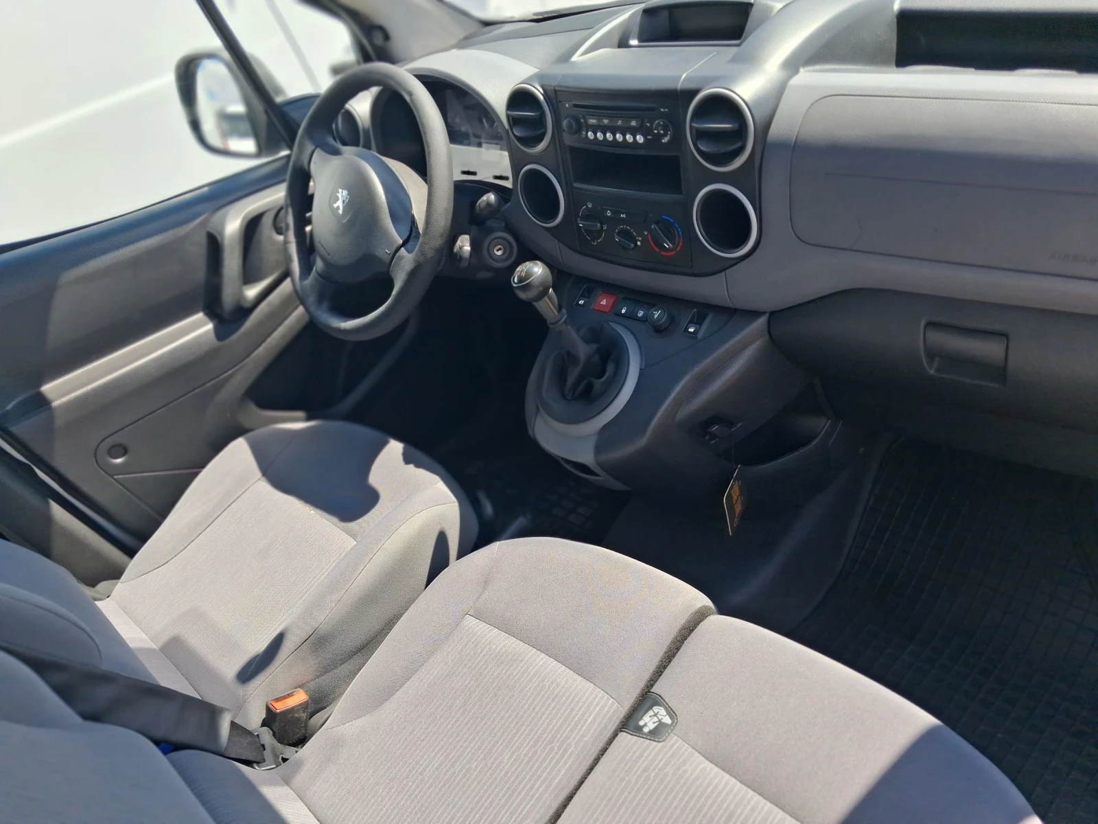 Peugeot Partner 1.6, 90�.�. 3 �����, ��������. | Mobile.bg � ����������� 11