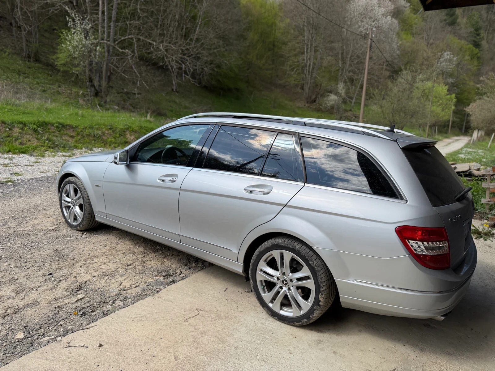 Mercedes-Benz C 200, снимка 5 - Автомобили и джипове - 54320619