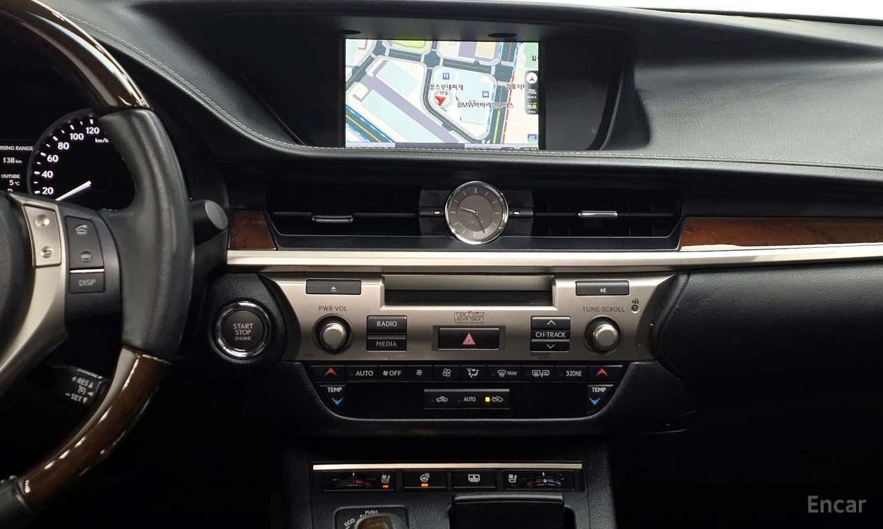 Lexus ES 350 EXECUTIVE* EX60* ПОДГРЕВ* ОБДУХВАНЕ* НАВИГАЦИЯ* , снимка 6 - Автомобили и джипове - 54760919