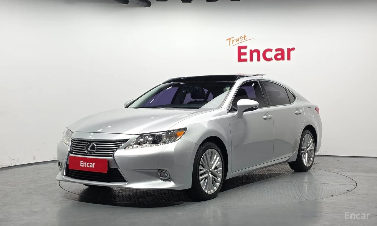 Lexus ES 350 EXECUTIVE* EX60* ПОДГРЕВ* ОБДУХВАНЕ* НАВИГАЦИЯ* 