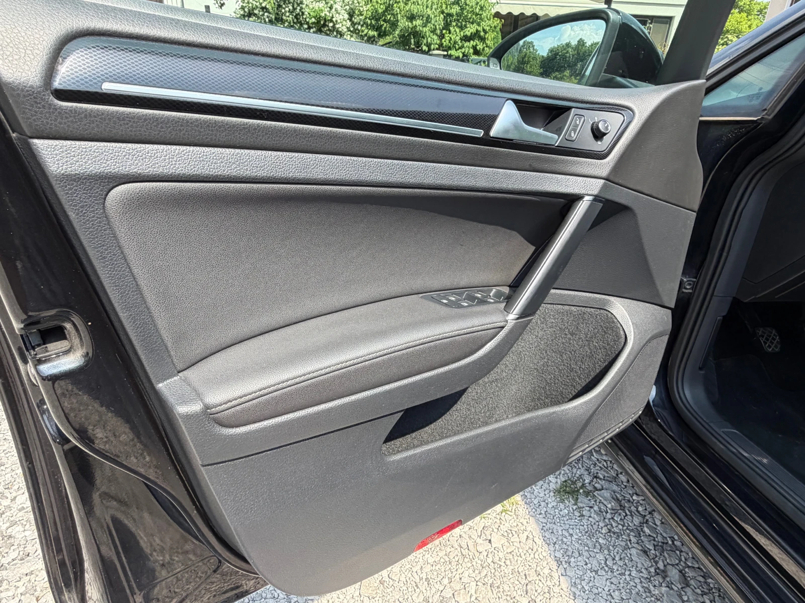 VW Golf 2.0TDI 150кс 4 MOTION, снимка 15 - Автомобили и джипове - 54807767