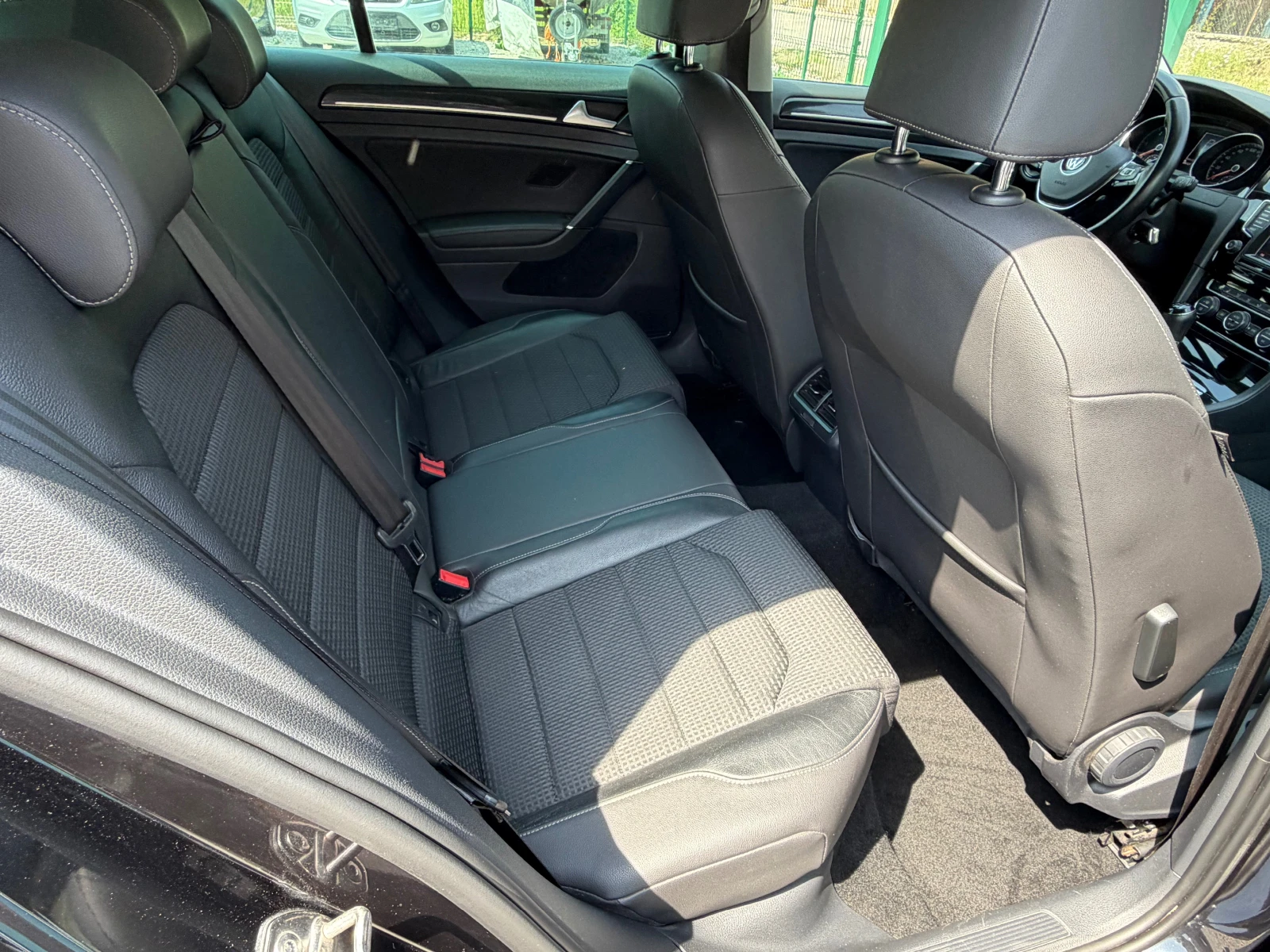 VW Golf 2.0TDI 150кс 4 MOTION, снимка 13 - Автомобили и джипове - 54807767