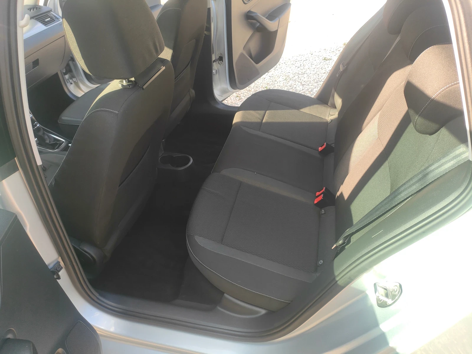 Skoda Rapid 1.2tsi-105ks.Italy, снимка 11 - Автомобили и джипове - 55146866