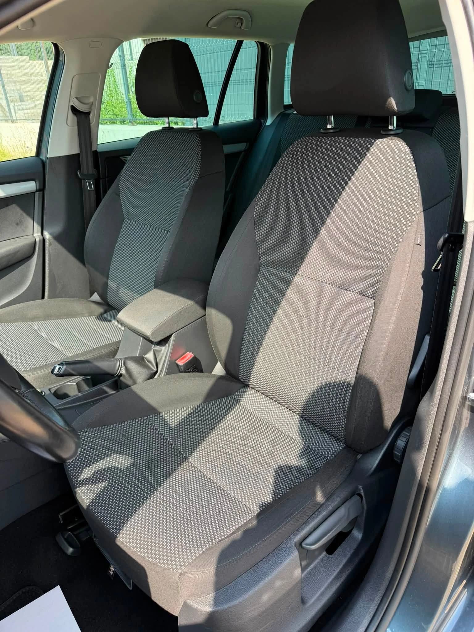 Skoda Octavia 1.6TDI/105/DSG, снимка 14 - Автомобили и джипове - 55431780