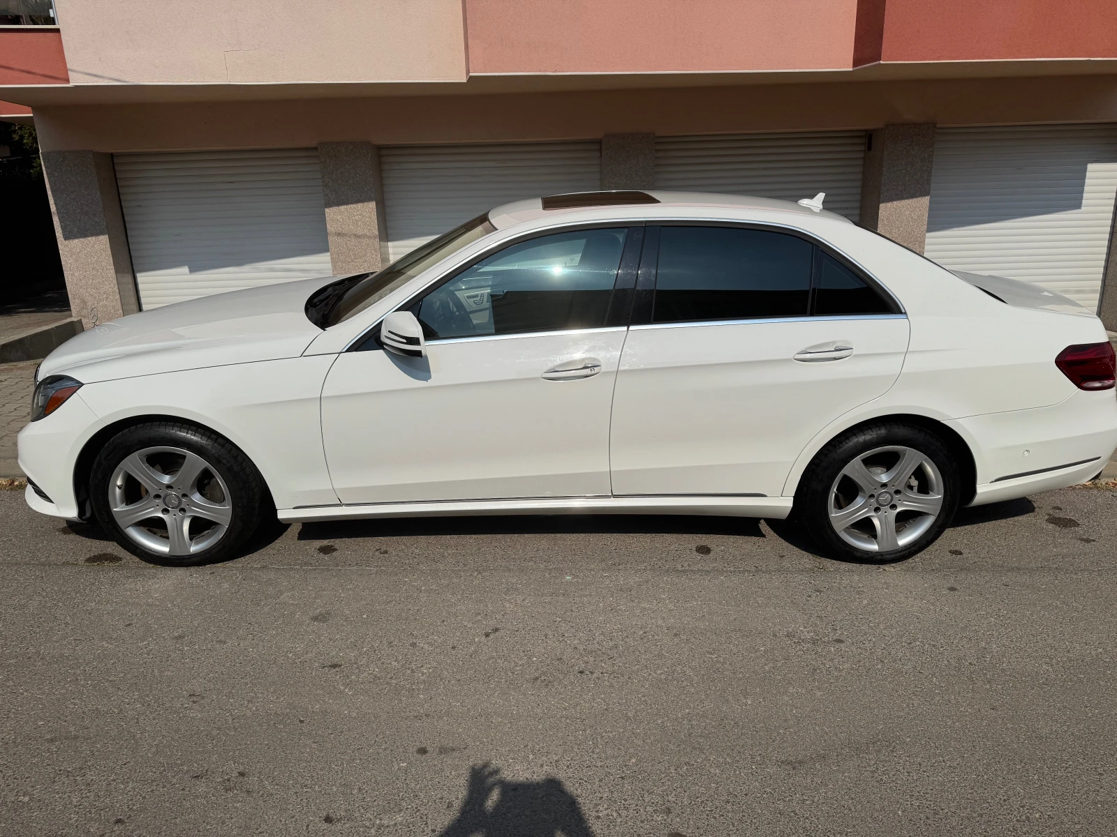 Mercedes-Benz E 350 4-Matic, снимка 11 - Автомобили и джипове - 55785754