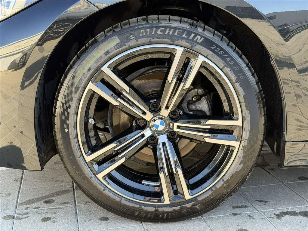 BMW 320 xDrive Sedan (MX), снимка 5 - Автомобили и джипове - 56112191