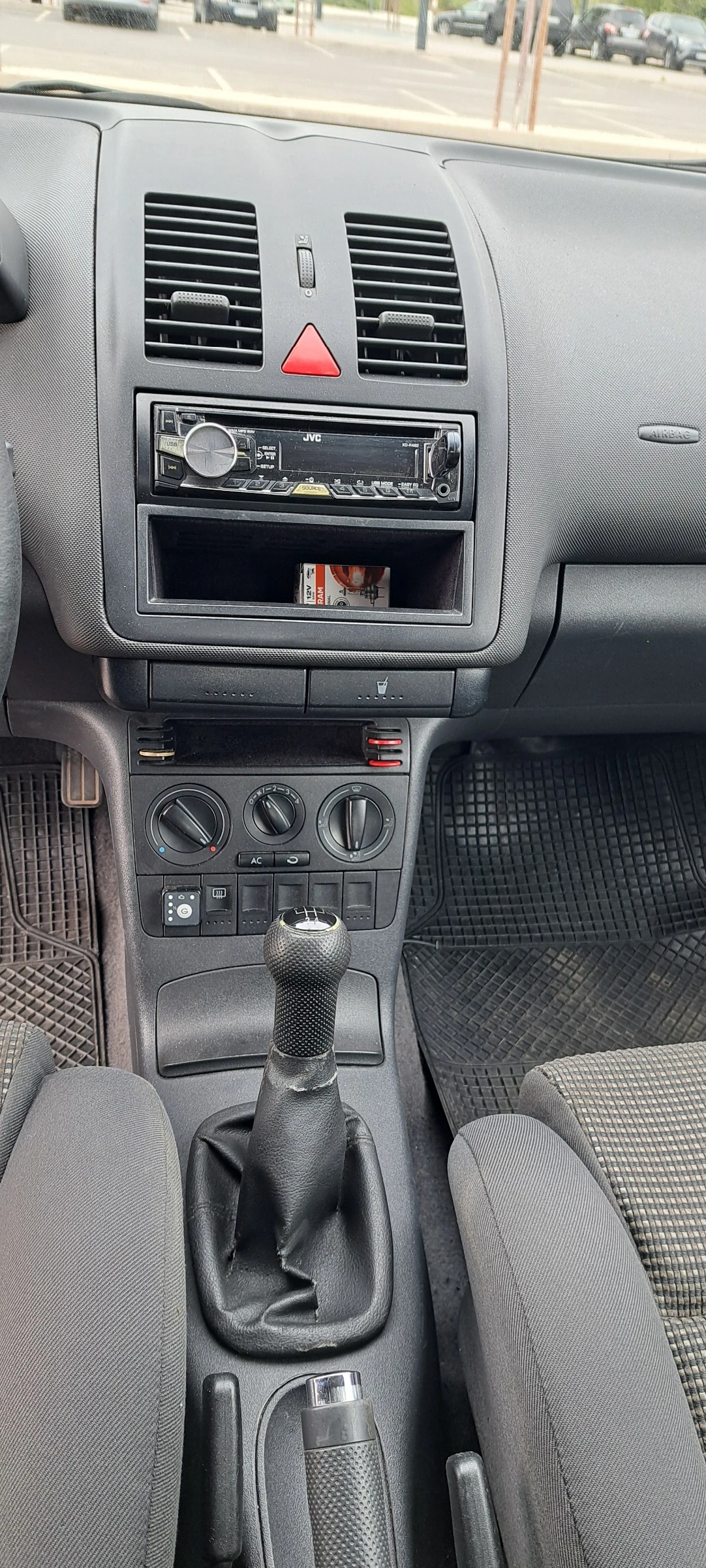VW Polo 1.4 | Mobile.bg � ����������� 12