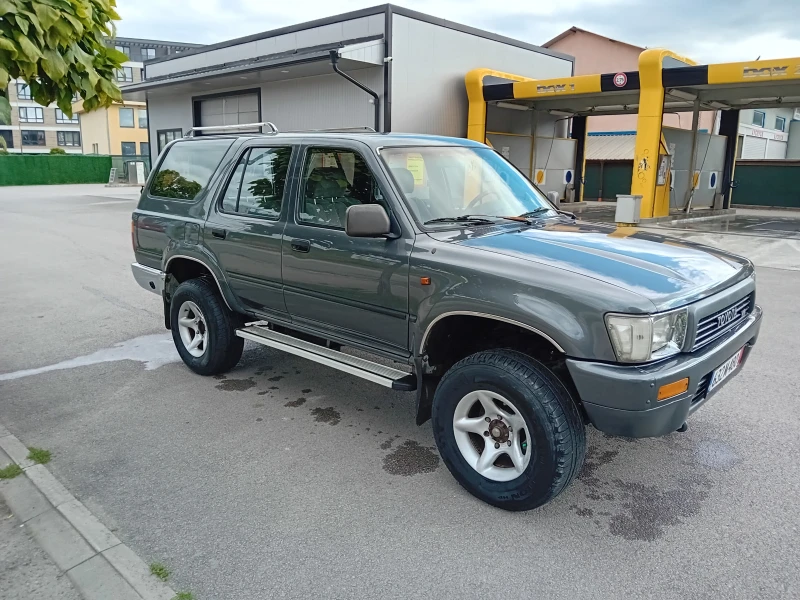 Toyota 4runner Бензин, снимка 2 - Автомобили и джипове - 47854732