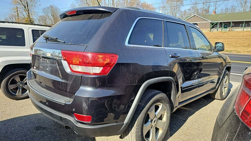 Jeep Grand cherokee Подгрев* Keyless* Камера, снимка 4 - Автомобили и джипове - 48158597