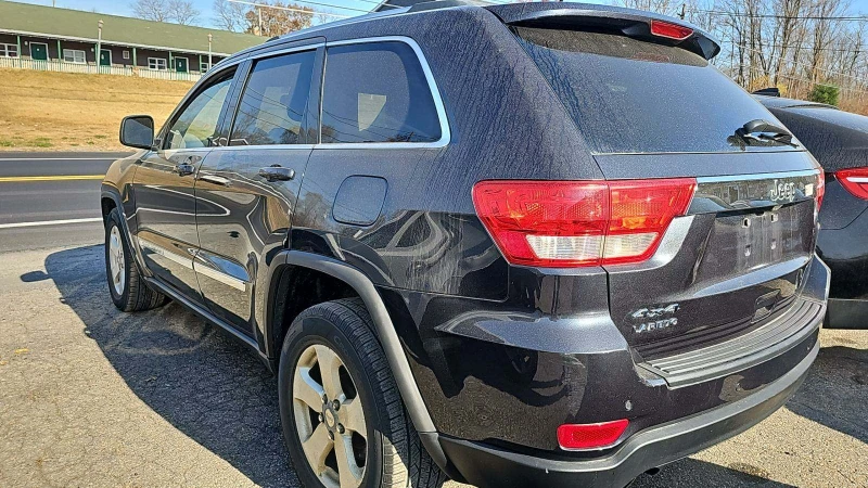 Jeep Grand cherokee Подгрев* Keyless* Камера, снимка 3 - Автомобили и джипове - 48158597