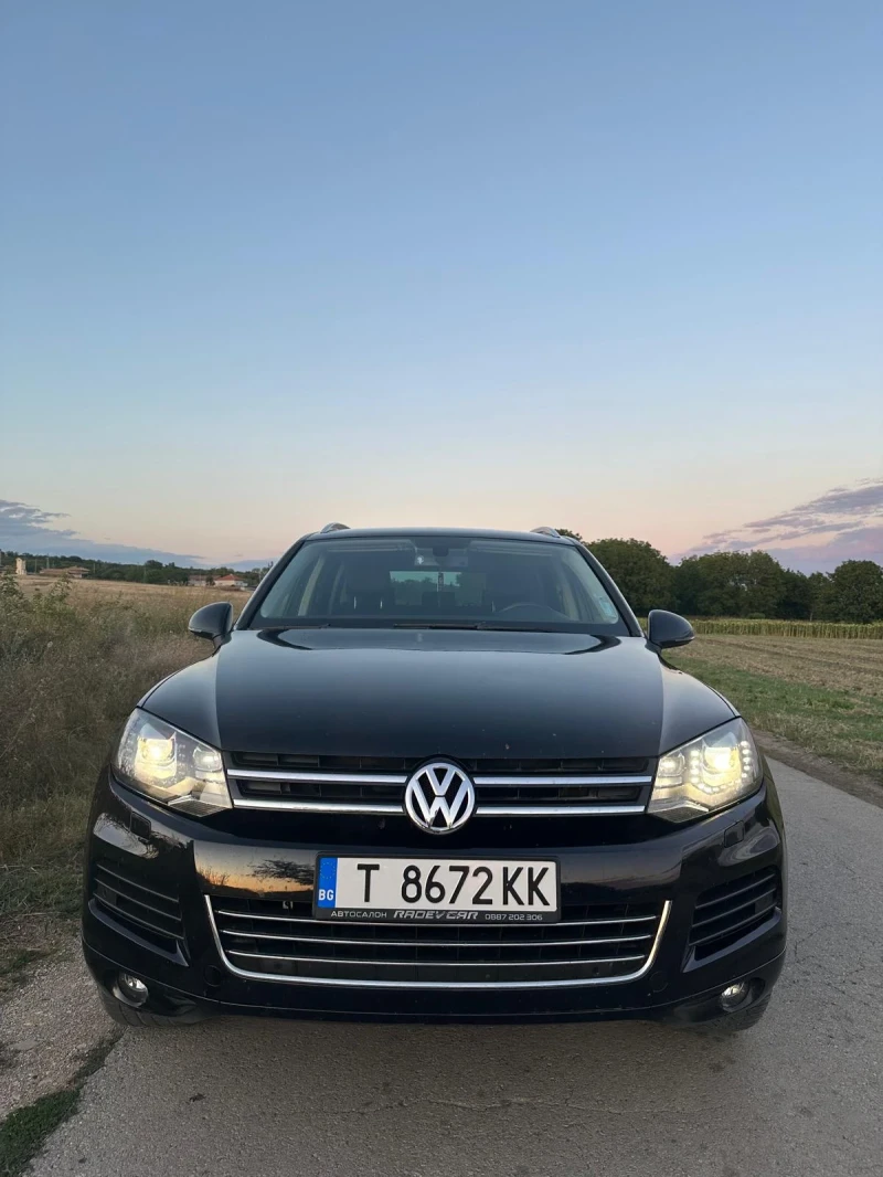 VW Touareg, снимка 2 - Автомобили и джипове - 48465272