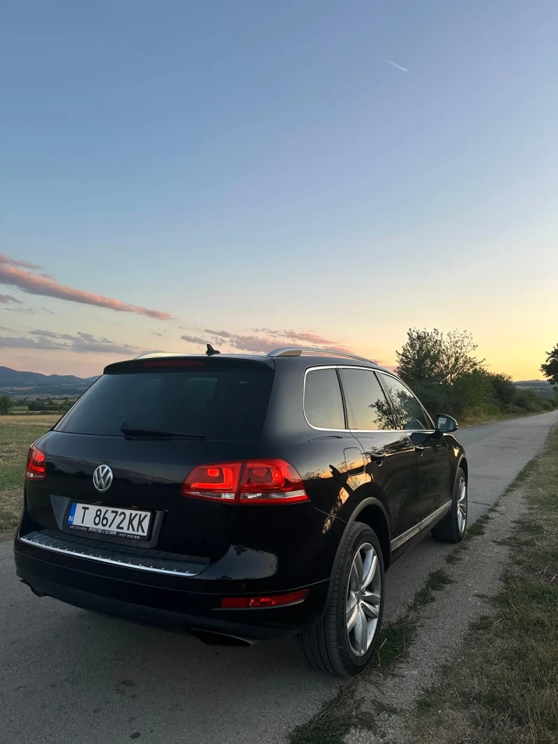 VW Touareg, снимка 9 - Автомобили и джипове - 48465272