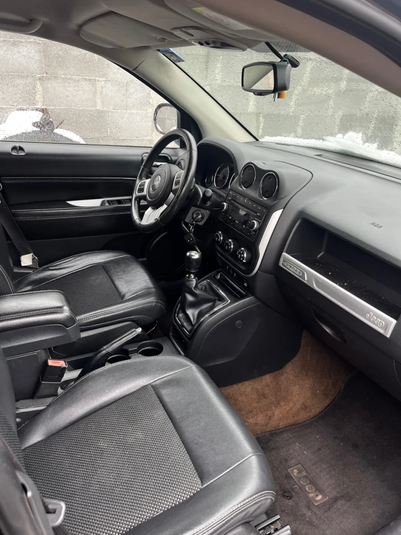 Jeep Compass 2.2 CRD, снимка 4 - Автомобили и джипове - 48802563