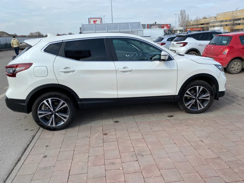 Nissan Qashqai N Connect , снимка 7 - Автомобили и джипове - 49317768