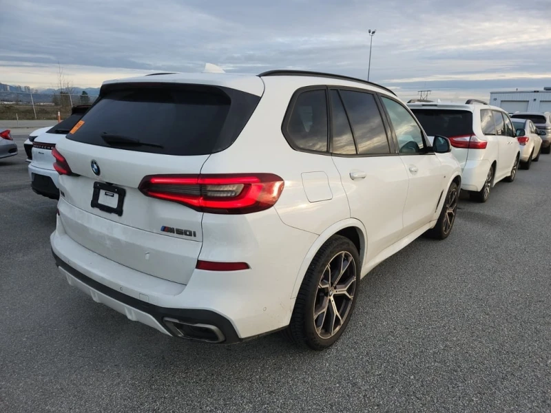 BMW X5 * M50I * CARFAX * БЕЗ ПЪРВОНАЧАЛНА ВНОСКА, снимка 3 - Автомобили и джипове - 52990744