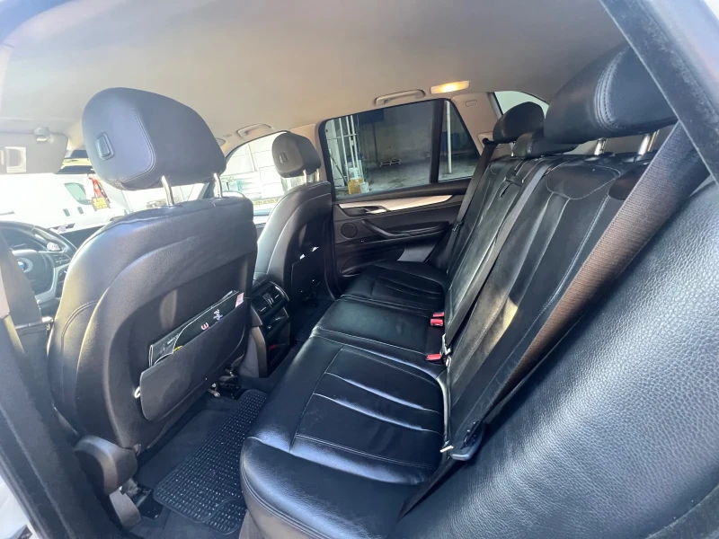 BMW X5 X DRIVE30D, снимка 8 - Автомобили и джипове - 53592258