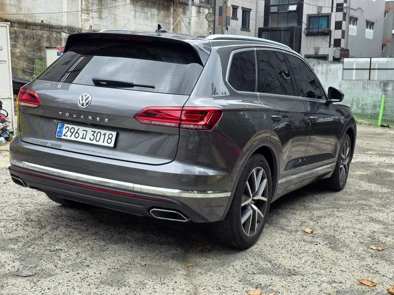 VW Touareg 3.0 TDI PRESTIGE, снимка 4 - Автомобили и джипове - 55001335