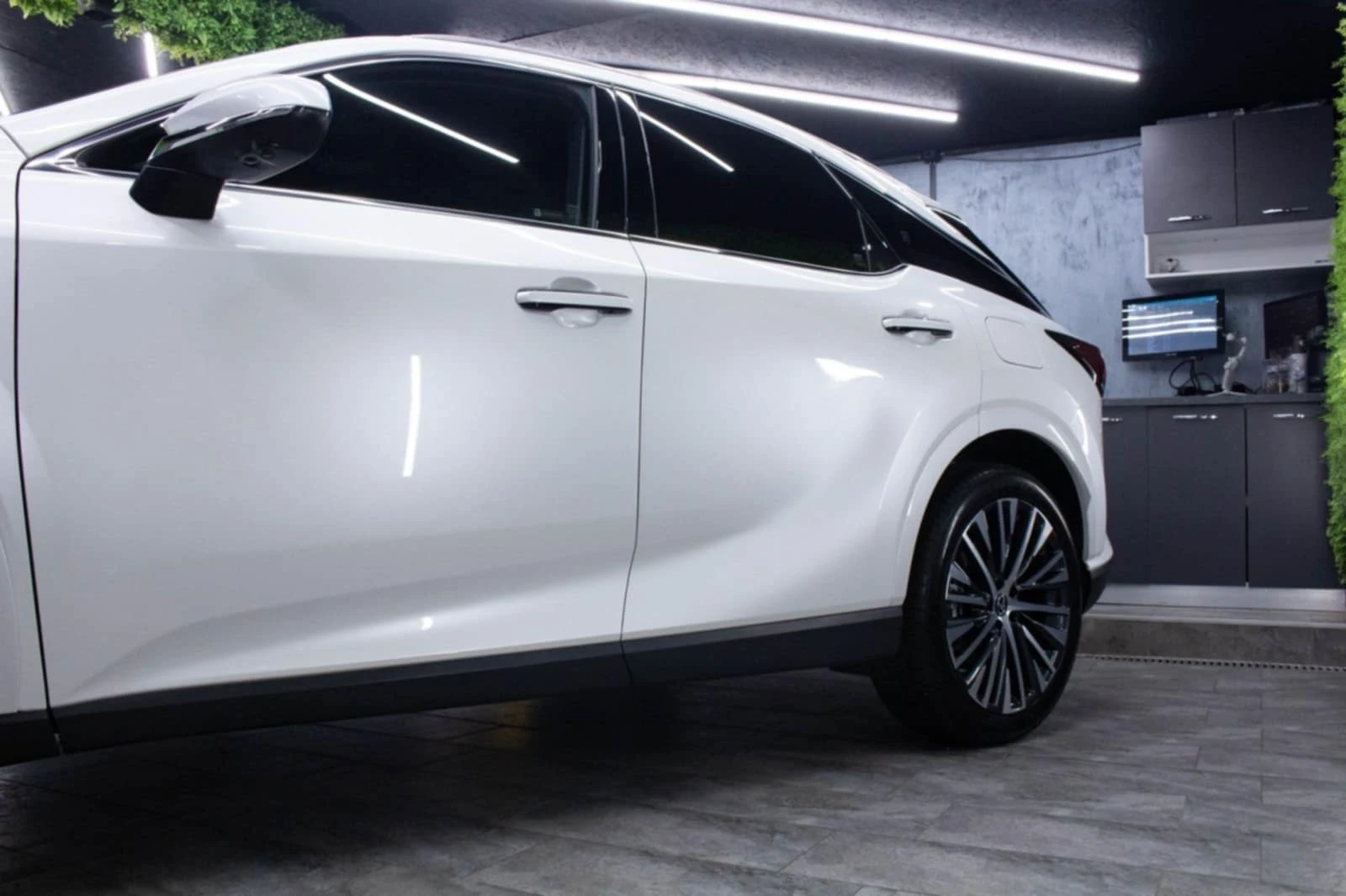 Lexus RX 350h Executive - изображение 4