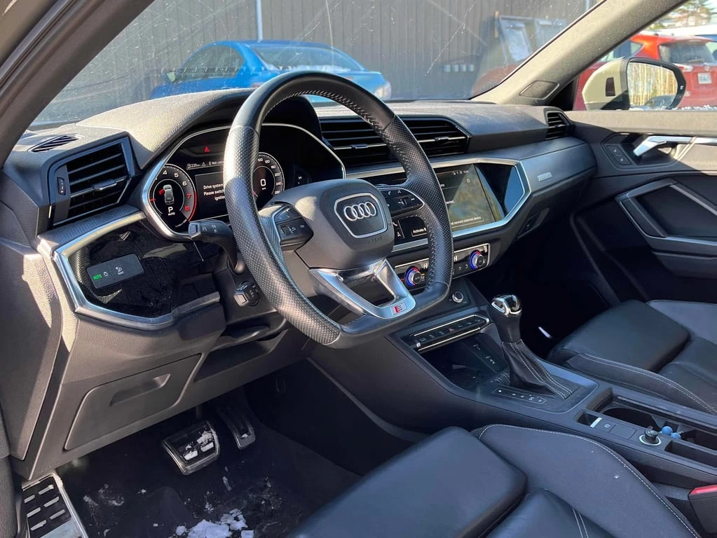 Audi Q3 * Technik * CARFAX * БЕЗ ПЪРВОНАЧАЛНА ВНОСКА - изображение 5