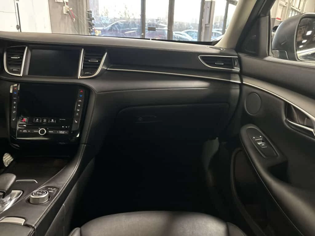 Infiniti QX50 KEYLESS| PANORAMA| ФИКС ЦЕНА ДО БГ , снимка 15 - Автомобили и джипове - 53797415