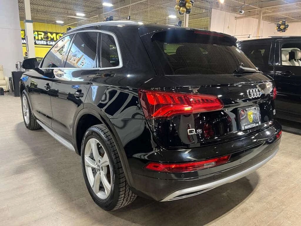 Audi Q5 PROGRESSIV* LED* KEYLESS* PANO* ФИКСИРАНА ЦЕНА, снимка 2 - Автомобили и джипове - 53827788