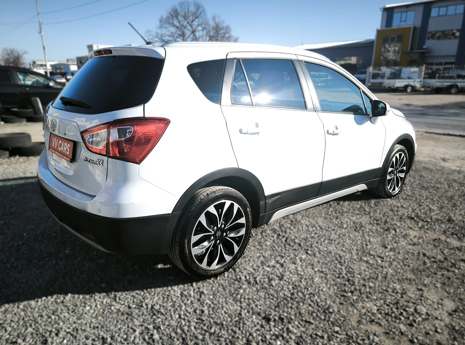 Suzuki SX4 S-Cross 1.6DI-D EURO5B;KEYLESS;LEATHER, снимка 3 - Автомобили и джипове - 53905334