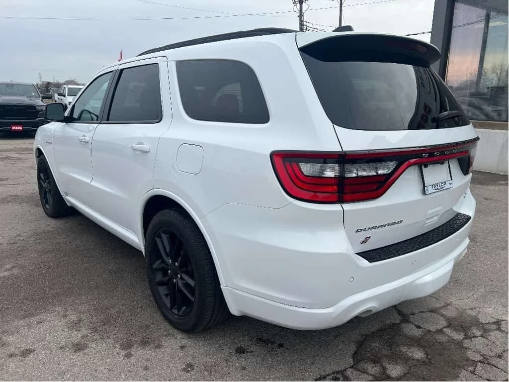 Dodge Durango * R T AWD 5.7L HEMI V8 * SUNROOF * NAVI * LEATHER , снимка 11 - Автомобили и джипове - 54124586