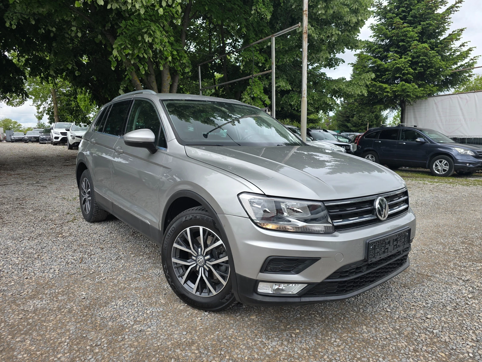 VW Tiguan 2.0TDI-150kc/6ck/NAVI/DISTRONIK, снимка 3 - Автомобили и джипове - 54284850
