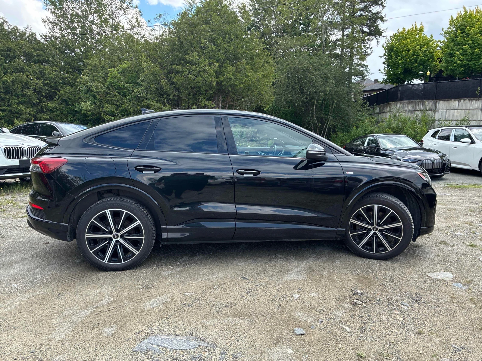 Audi Q4 e-tron Sportback* 50 Quattro, снимка 4 - Автомобили и джипове - 55411239