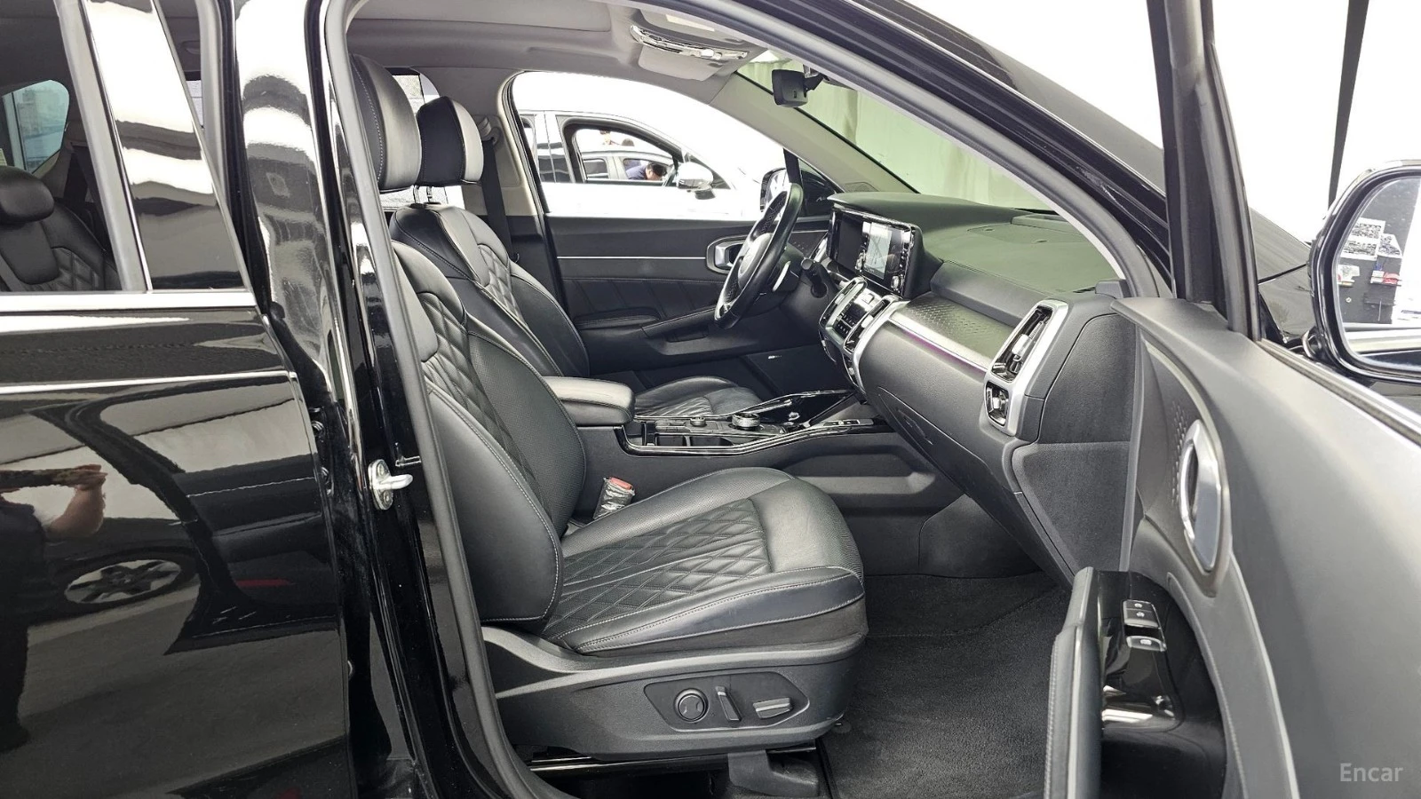 Kia Sorento SIGNATURE/2.5T/DRIVE-ASSISTS/PANOROOF, снимка 15 - Автомобили и джипове - 55432983