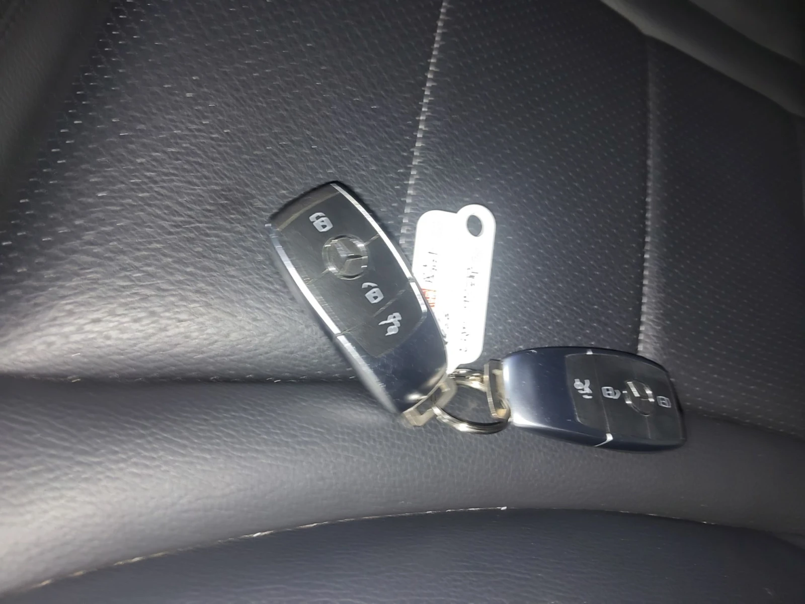 Mercedes-Benz GLC 300 e AMG Coupe Plug in Hybrid, снимка 5 - Автомобили и джипове - 55689584