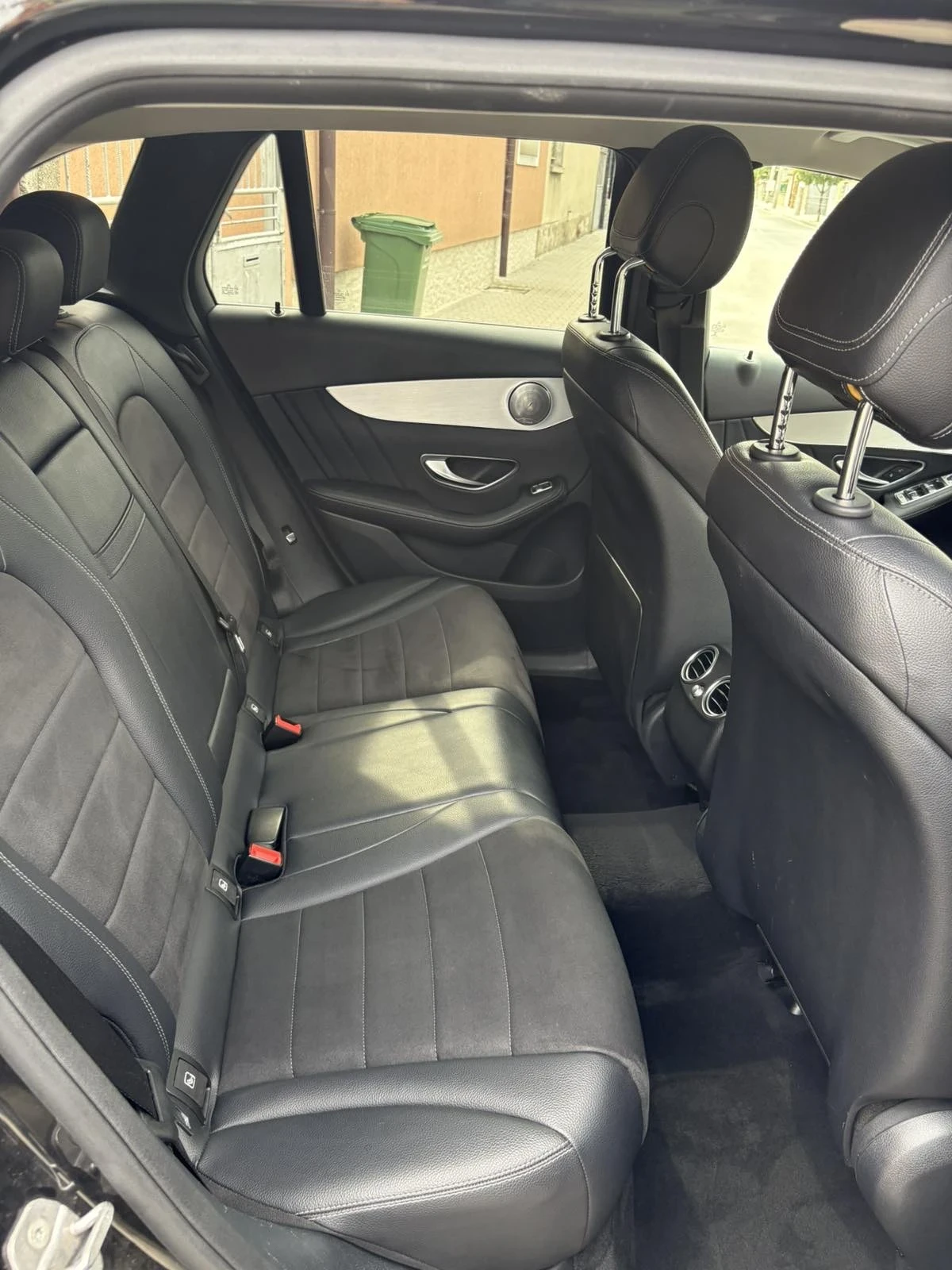 Mercedes-Benz GLC 250, снимка 3 - Автомобили и джипове - 55791267
