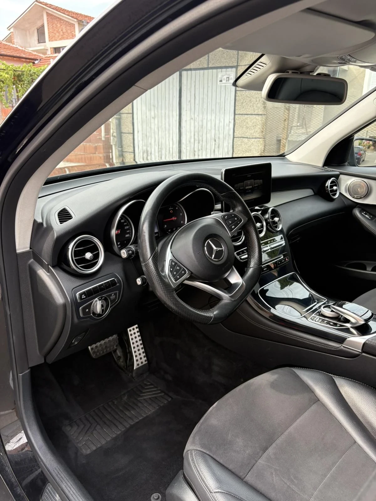 Mercedes-Benz GLC 250, снимка 4 - Автомобили и джипове - 55791267