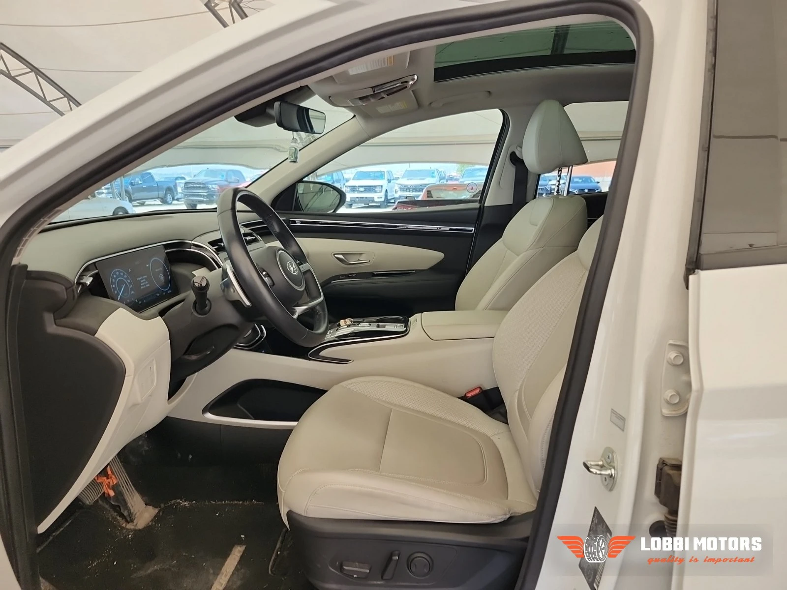 Hyundai Tucson, снимка 5 - Автомобили и джипове - 55955842