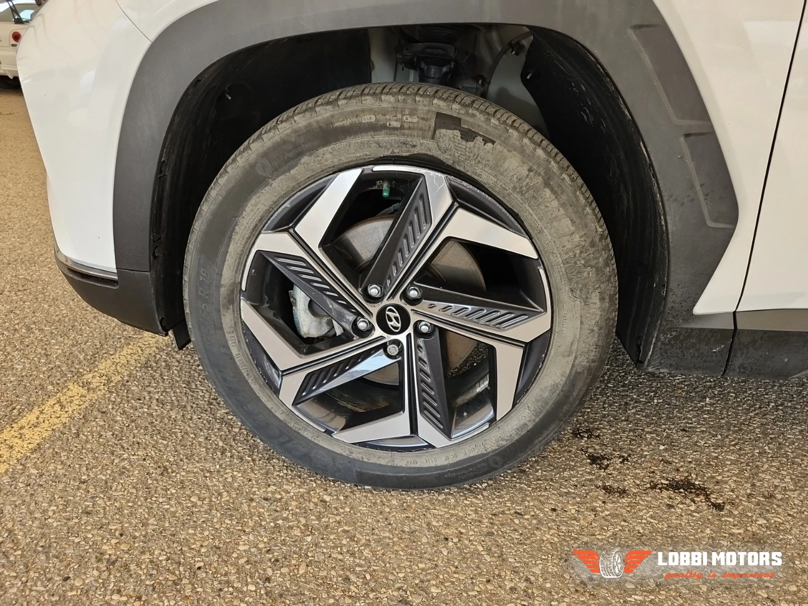 Hyundai Tucson, снимка 6 - Автомобили и джипове - 55955842