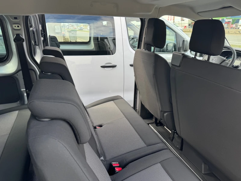 Opel Vivaro Kombi-eM-75kwh/9местен, снимка 5 - Бусове и автобуси - 49759157