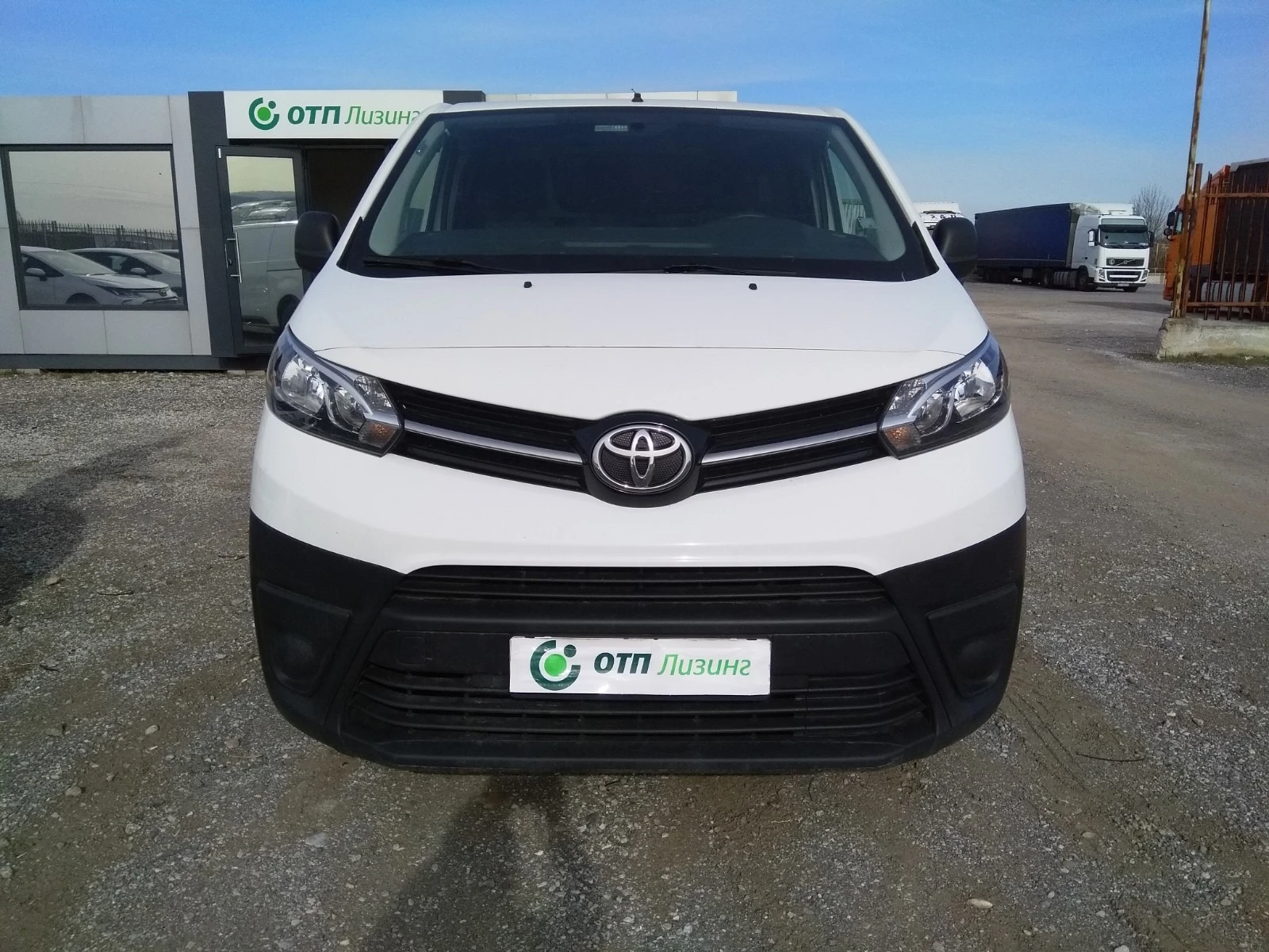 Toyota Proace L2H1 2.0 D-4D - изображение 2