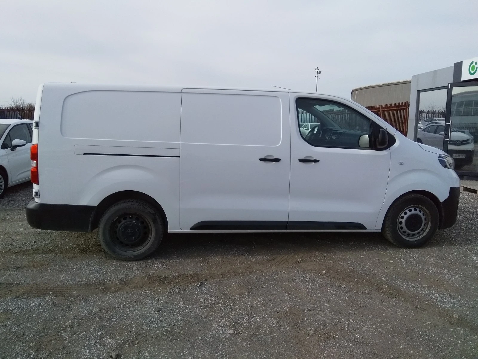 Toyota Proace L2H1 2.0 D-4D - изображение 7